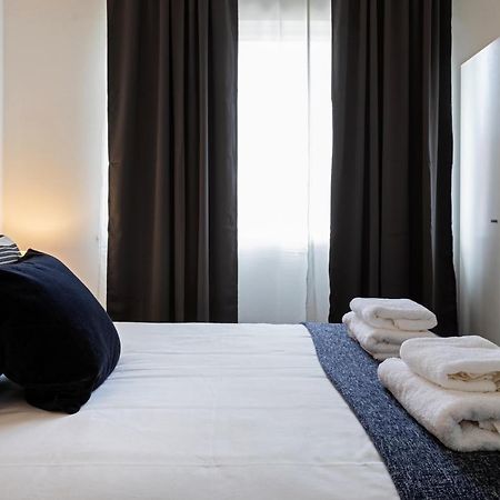 Modern 1-Bedroom Apartment, Beach 5-Min Walk, Free Parking Уэймут Экстерьер фото